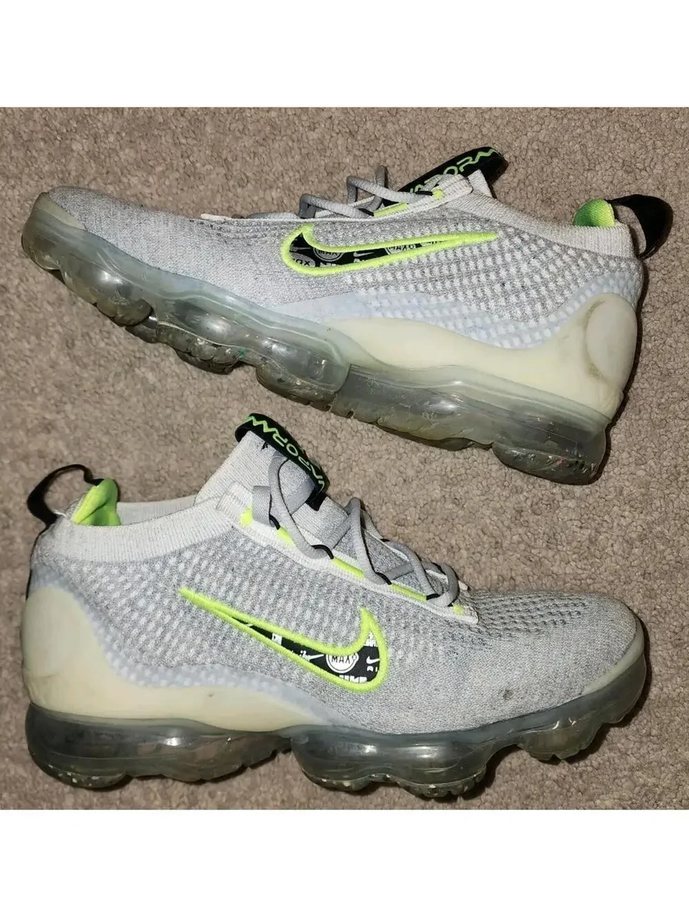 Nike Air VaporMax 2021 Flyknit Gray Athletic Running Shoes